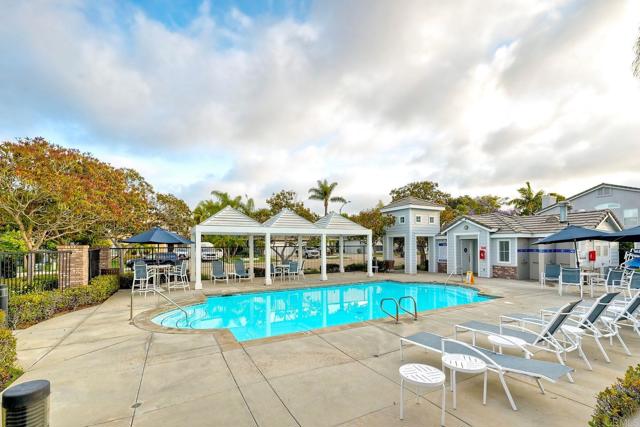 6707 Ketch Way, Carlsbad CA: https://media.crmls.org/mediaz/f58ea5c3-0779-4705-8e3f-2e46458f7493.jpg