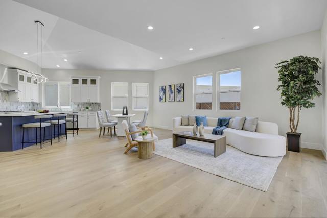 3805 Bobwhite Terrace, Fremont CA: https://media.crmls.org/mediaz/f58f3f3d-36a8-43fb-8373-dbf51b62a9a2.jpg