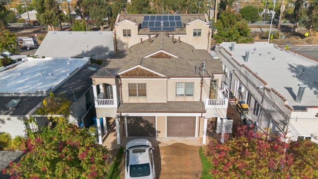 806 Edgehill Drive, Burlingame CA: https://media.crmls.org/mediaz/f5926da4-6edc-4bce-a6b7-a5b0f730ff11.jpg