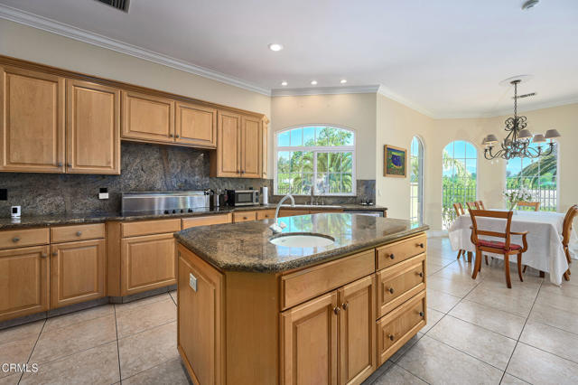 1690 Calle Tierra Vista, Camarillo CA: https://media.crmls.org/mediaz/f592ad1c-fe77-42f2-b1c2-2534f7d4b10f.jpg