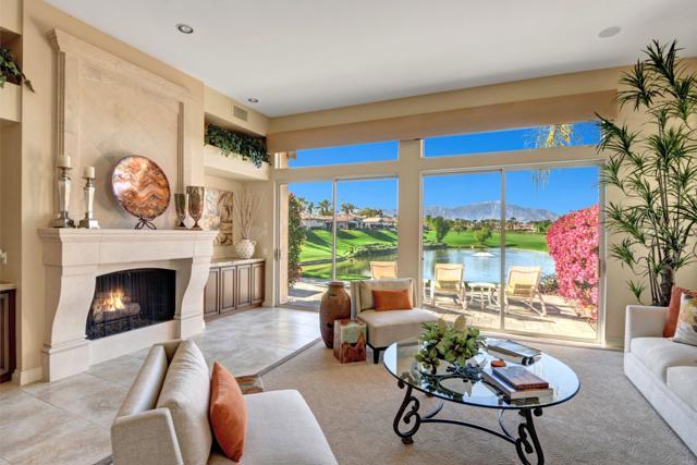 241 Arrowhead Drive, Palm Desert, CA 92211