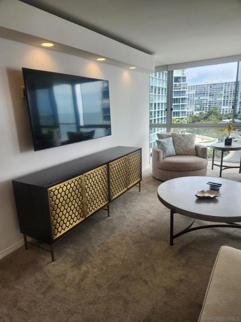 Image 4 of 11 For 1730 Avenida Del Mundo  610