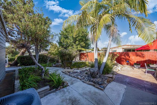 2130 Sunset Dr, Vista, California 92081, 2 Bedrooms Bedrooms, ,2 BathroomsBathrooms,Residential,For Sale,Sunset Dr,250001190SD