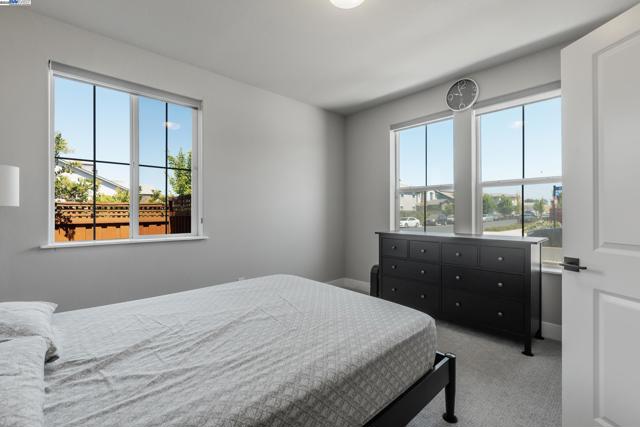 2306 Mozart avenue, Lathrop CA: https://media.crmls.org/mediaz/f594ec6b-489c-49d7-a071-ebdbeb4985ad.jpg
