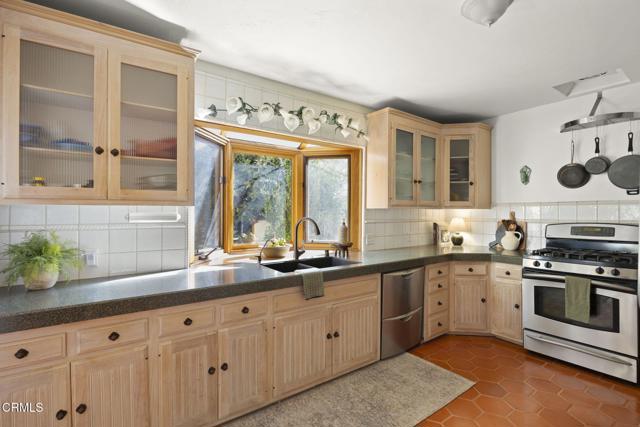 Detail Gallery Image 27 of 75 For 1603 E Main St, Ventura,  CA 93001 - 3 Beds | 2 Baths