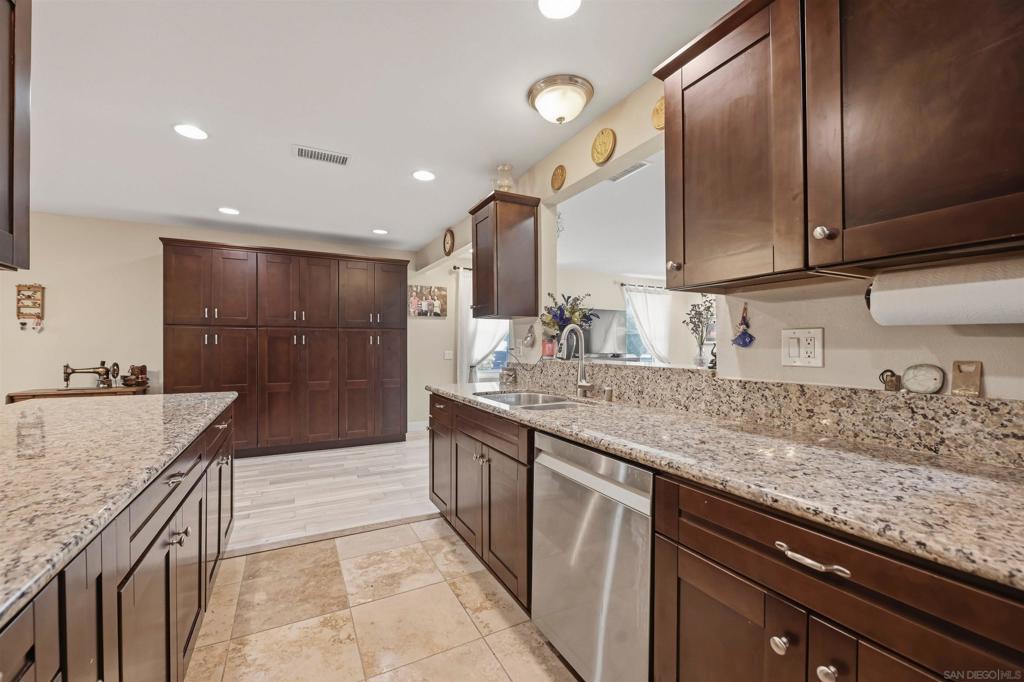 15377 Andorra Way - photo 14