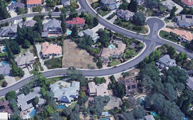 102 Black Gold Lane, Folsom CA: https://media.crmls.org/mediaz/f595d19e-52cb-40de-b863-1cbbd5607ef0.jpg