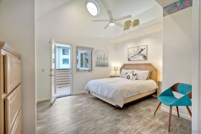 7635 Draper Avenue, La Jolla CA: https://media.crmls.org/mediaz/f596fa7d-8815-47df-ba9d-d623b0810e64.jpg