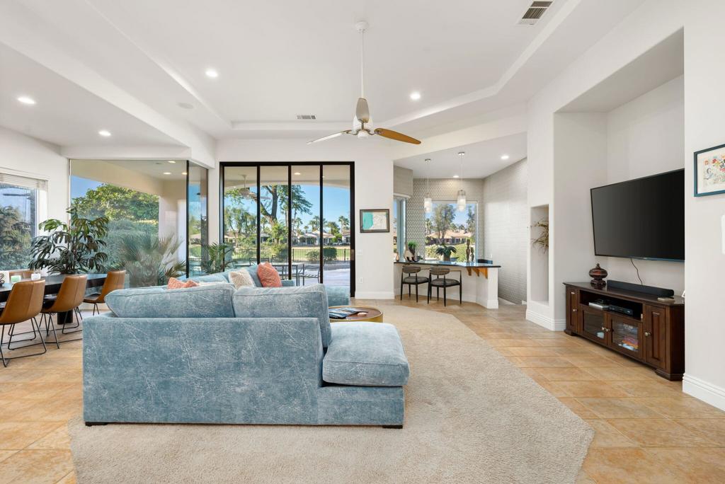 MLS #219120457DA img 3