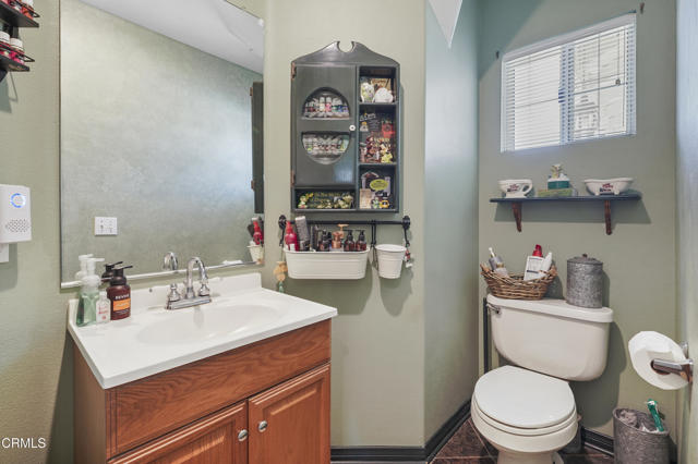 Detail Gallery Image 12 of 38 For 1028 Meadowlark Dr, Fillmore,  CA 93015 - 3 Beds | 2/1 Baths