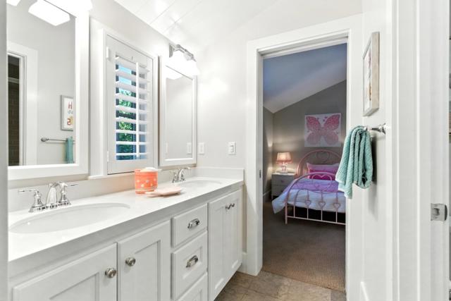 16897 Mitchell Avenue, Los Gatos CA: https://media.crmls.org/mediaz/f598706c-ef98-4faf-9dd6-a9f5fefb0a36.jpg