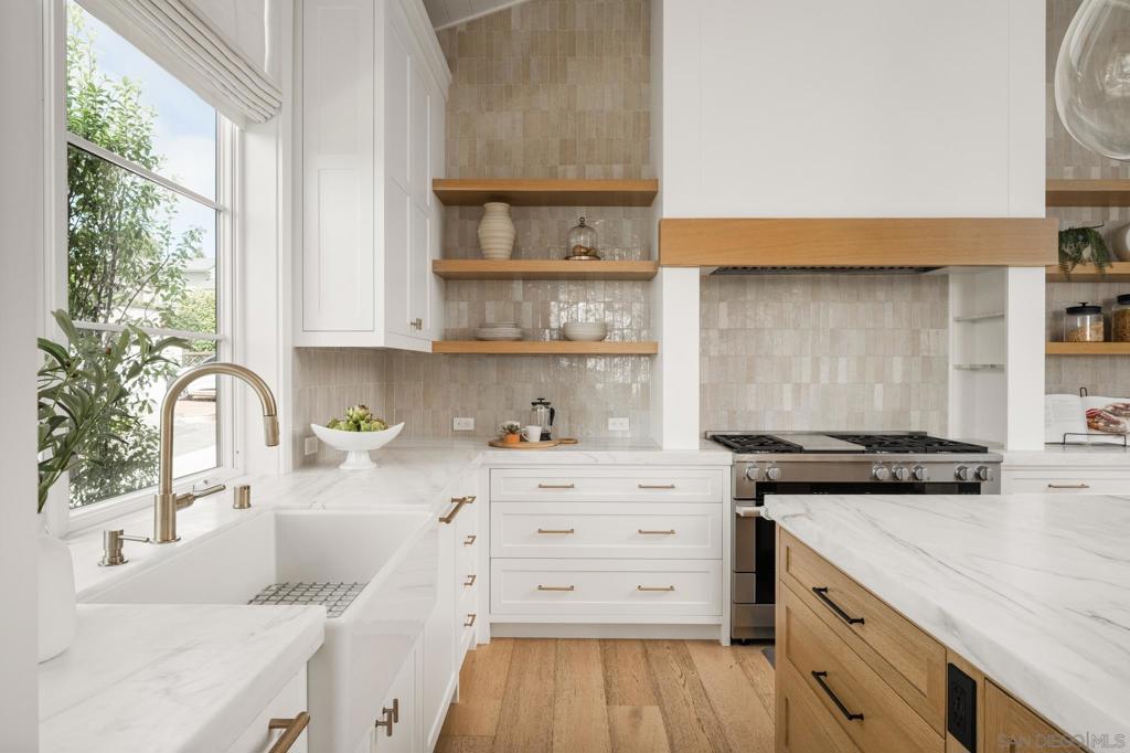 1023 Stratford Ct - photo 10