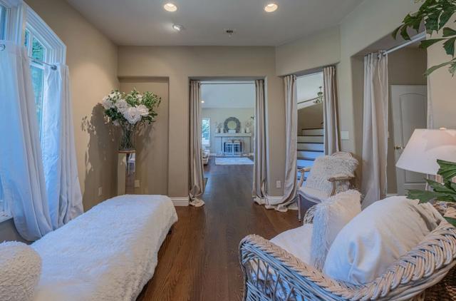 471 El Dorado Street, Monterey CA: https://media.crmls.org/mediaz/f5993856-e854-4057-b1c0-ed8cd221d3b1.jpg