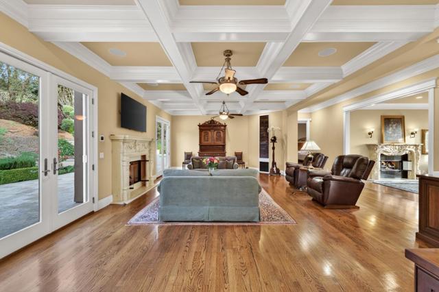 9540 Via Del Oro, Gilroy CA: https://media.crmls.org/mediaz/f59977df-cd35-477a-851d-63f267220da5.jpg