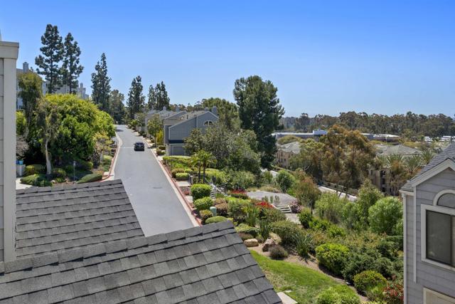 11061 Scripps Ranch, San Diego CA: https://media.crmls.org/mediaz/f59c40a0-a13a-4fd7-a55d-eec0d3198b0d.jpg
