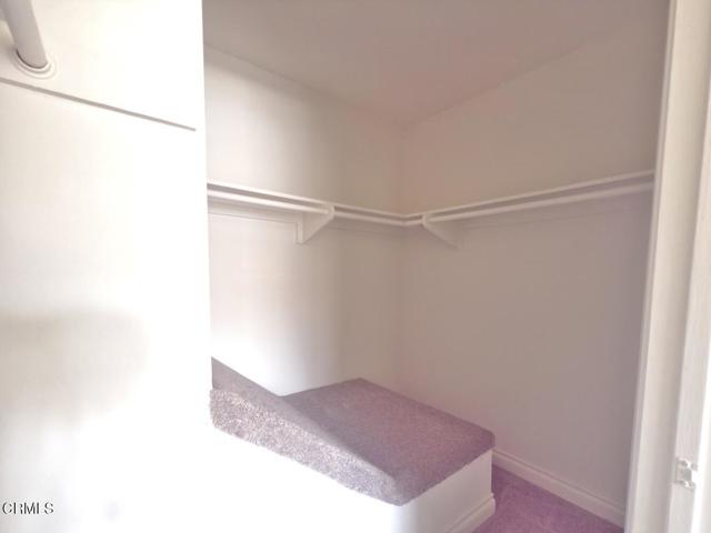 1169 Landsburn Circle, Westlake Village CA: https://media.crmls.org/mediaz/f59cb093-e2c7-4cea-bb04-a8bf05511d39.jpg