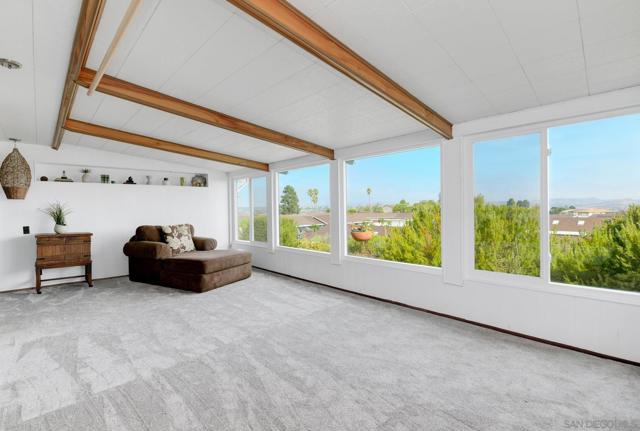 MLS #250038178SD image #27