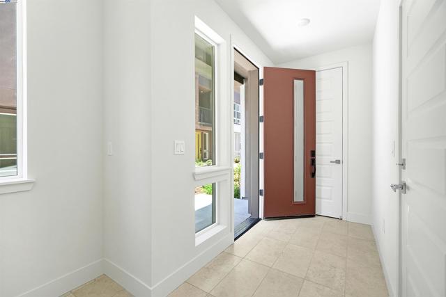 2119 Stanford Street, Alameda CA: https://media.crmls.org/mediaz/f59f0cc8-e240-4b2c-a479-996326462d9d.jpg