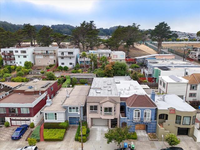 430 Hamilton Street, San Francisco CA: https://media.crmls.org/mediaz/f59ffc6b-632e-4a79-b1d7-ff29759757ba.jpg