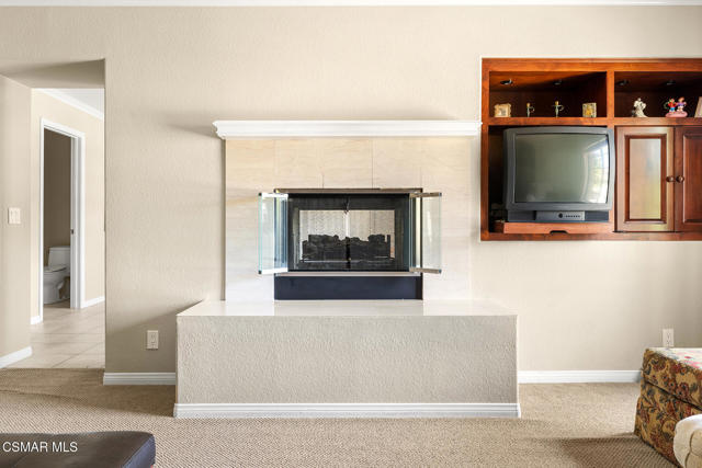 29636 Quail Run Drive, Agoura Hills CA: https://media.crmls.org/mediaz/f5a01d7d-85d3-45bd-a54d-a7dfc06cc54a.jpg