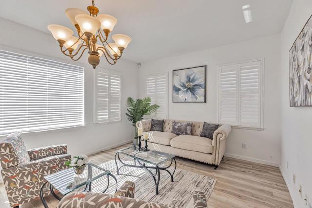 202 W Fauna Avenue, Mountain House CA: https://media.crmls.org/mediaz/f5a0b0f8-8de8-4ddf-ba92-0a81e1ae30e5.jpg