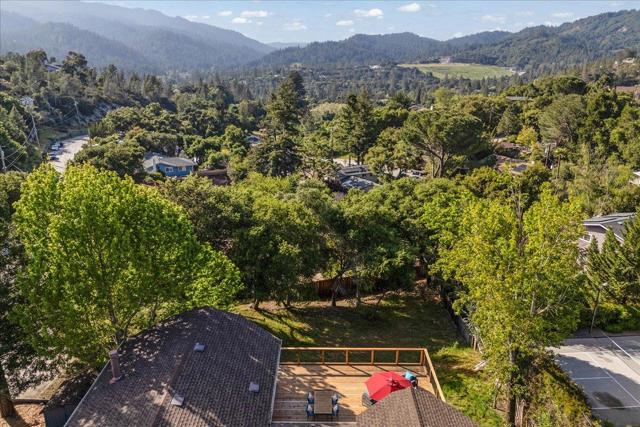 420 Noteware Drive, Ben Lomond CA: https://media.crmls.org/mediaz/f5a0d74c-bdc4-4c66-8389-765741576788.jpg