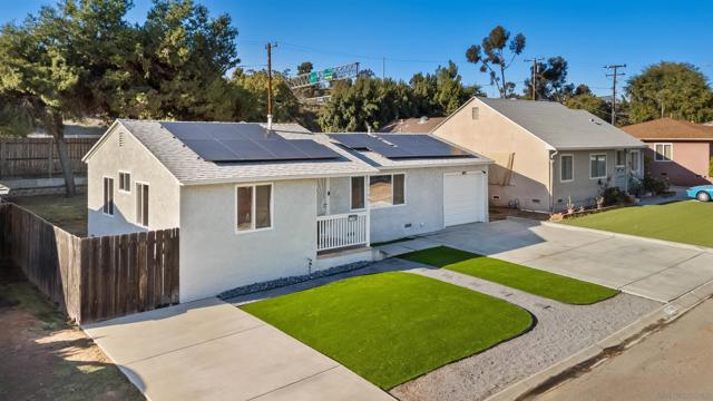 3708 Fairway Dr, La Mesa CA: https://media.crmls.org/mediaz/f5a14133-c3d1-4161-9ec8-9f4150765bc6.jpg