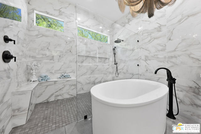 141 Blue Moon Drive, Palm Springs, CA 92262