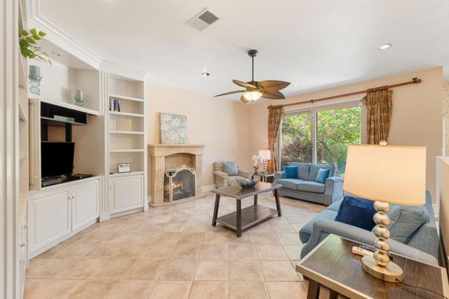 72056 Palm Haven Drive, Rancho Mirage CA: https://media.crmls.org/mediaz/f5a2e2ab-e59e-43dc-bb8f-1627b2ee7126.jpg