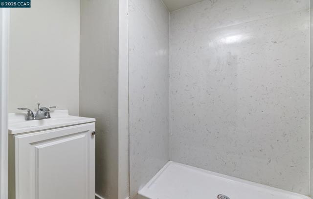 1335 Pine St, Pittsburg CA: https://media.crmls.org/mediaz/f5a38225-0b17-42a1-b375-33dad6c49dec.jpg