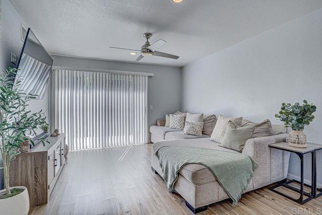 Detail Gallery Image 2 of 27 For 1935 Terracina Cir, Spring Valley,  CA 91977 - 2 Beds | 1 Baths