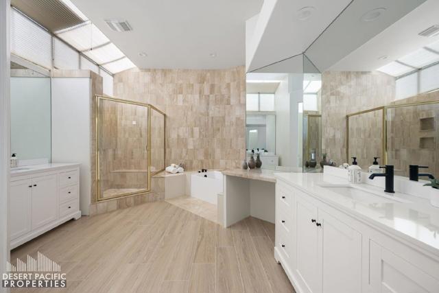 75070 Muirfield Court, Indian Wells CA: https://media.crmls.org/mediaz/f5a4d49e-a4b7-4b25-b99c-3f3bd19c1b37.jpg