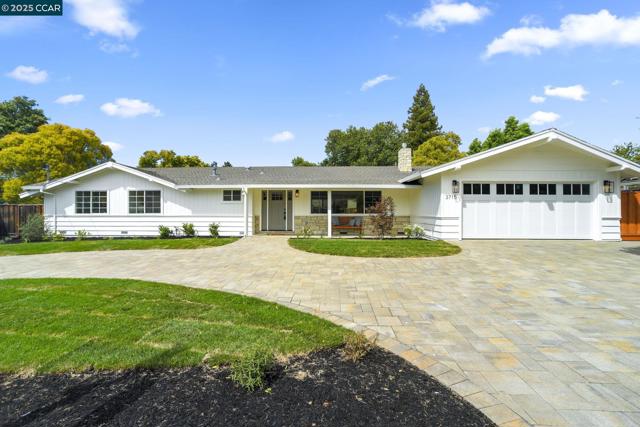 3715 Liscome Way, Concord CA: https://media.crmls.org/mediaz/f5a4ea90-bff6-469b-a820-25470d8f44c5.jpg