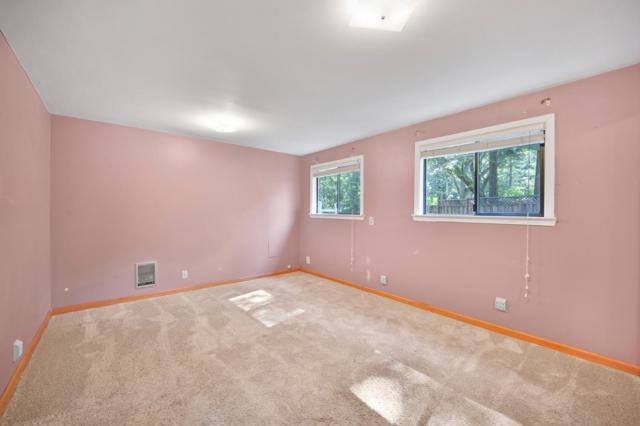 17855 Kiowa Trail, Los Gatos CA: https://media.crmls.org/mediaz/f5a5df90-aa62-44b7-acfa-a0ab8aa2144c.jpg