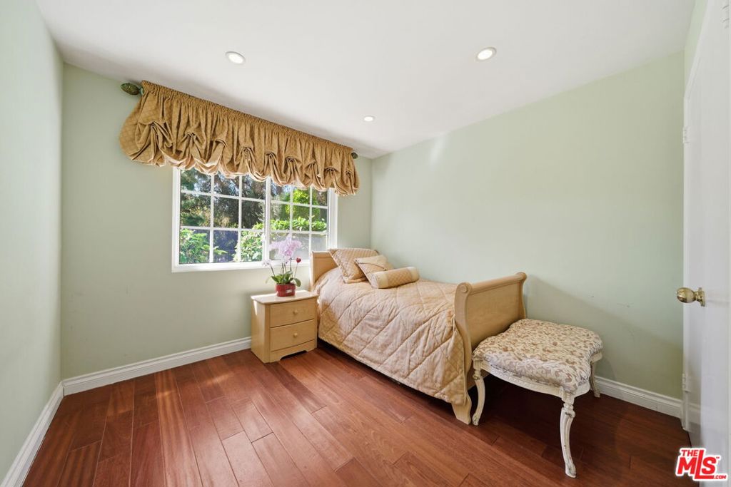 MLS #26658807 image #29