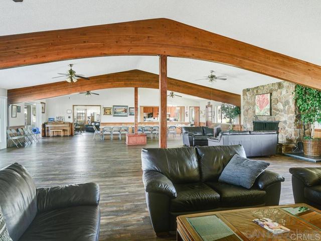 Detail Gallery Image 9 of 11 For 4812 Old Cliffs Rd, San Diego,  CA 92120 - 2 Beds | 2 Baths