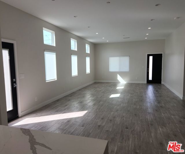 422 Almond Avenue, Monrovia CA: https://media.crmls.org/mediaz/f5a750ab-8d28-4ee6-a1f1-3918d62634bb.jpg