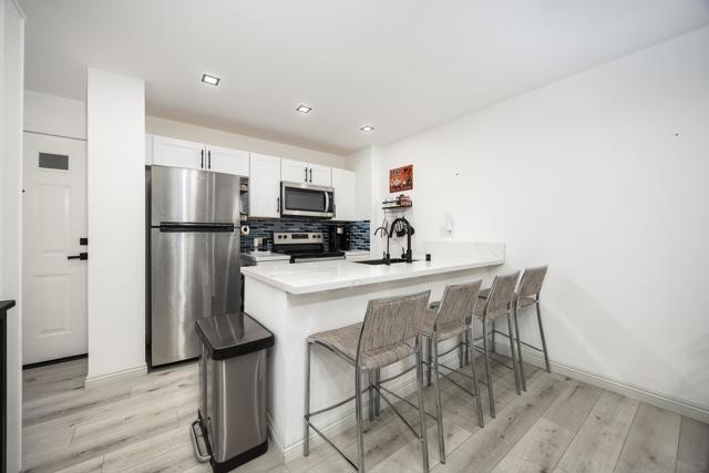 4380 Temecula St, San Diego CA: https://media.crmls.org/mediaz/f5a75be7-7cdf-45be-896c-52372018c21e.jpg