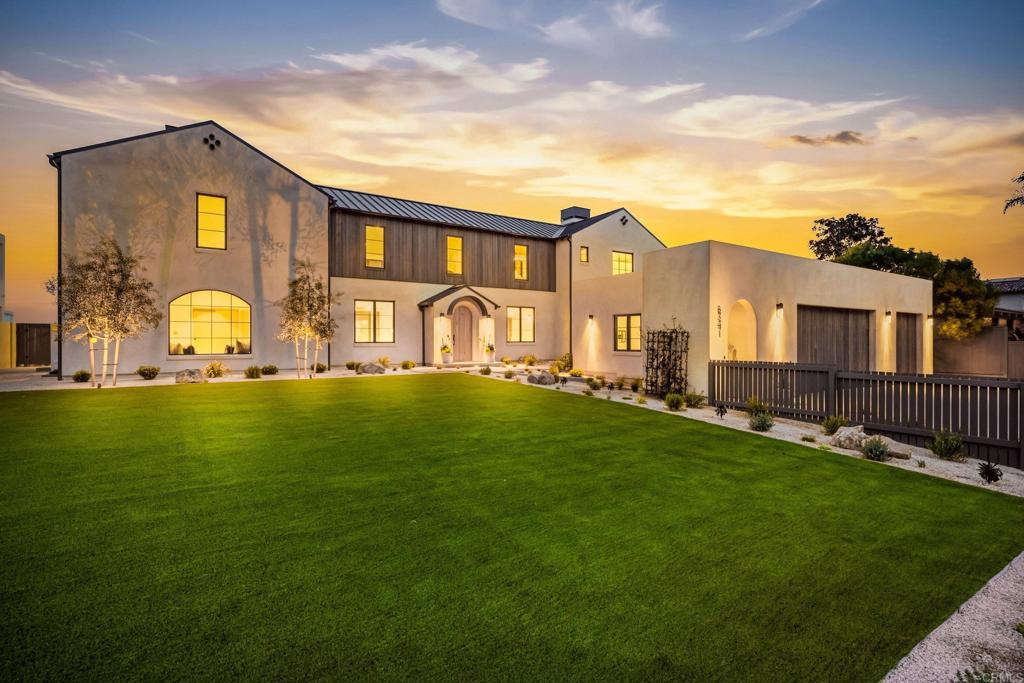 8341 La Jolla Scenic Drive N