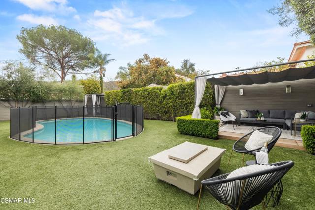 1581 Covington Avenue, Westlake Village CA: https://media.crmls.org/mediaz/f5a9e61e-d0b0-4bef-8d6c-9ccbdb9c17b3.jpg