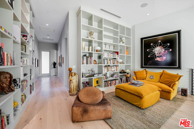 1774 Westridge Road, Los Angeles CA: https://media.crmls.org/mediaz/f5aa77ac-43a5-4353-944c-f68e1ccf7f00.jpg