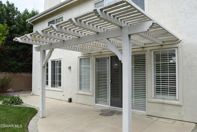 2324 Solway Court, Thousand Oaks CA: https://media.crmls.org/mediaz/f5aacdef-c088-49fd-a316-14944be96ff2.jpg