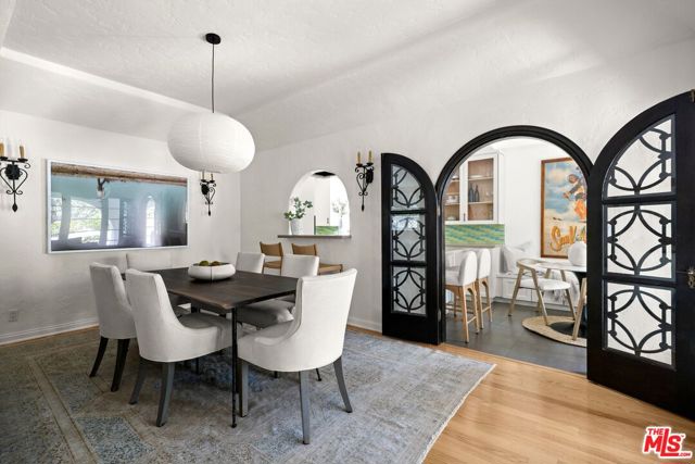 6410 Drexel Avenue, Los Angeles CA: https://media.crmls.org/mediaz/f5ac269f-6c16-447b-bdbc-dd3434ff1f2c.jpg