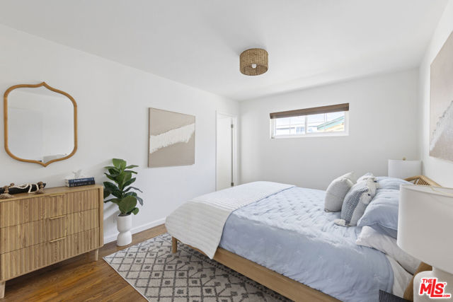 21109 Longworth Avenue, Lakewood CA: https://media.crmls.org/mediaz/f5ade472-0414-4641-b9e5-c2d1d6f2d94c.jpg