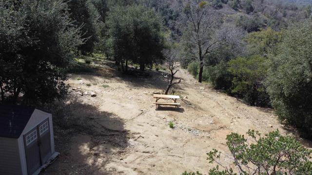 2716 Payson Dr, Julian CA: https://media.crmls.org/mediaz/f5afea9f-0d19-4df9-ba54-0290901b1b20.jpg