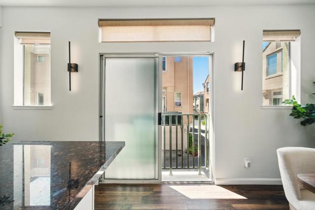 135 Frederick Court, Mountain View CA: https://media.crmls.org/mediaz/f5b166af-a56e-4c86-84f4-1147036ca4fb.jpg