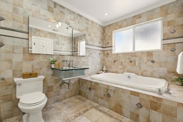 1260 Monterey Boulevard, San Francisco CA: https://media.crmls.org/mediaz/f5b1e9c9-1fd9-4b40-b49f-efeafb4b7bf8.jpg