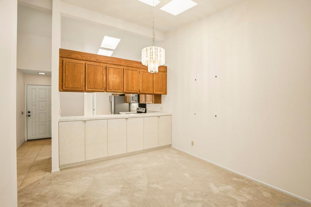 17940 Avenida Alozdra - photo 5