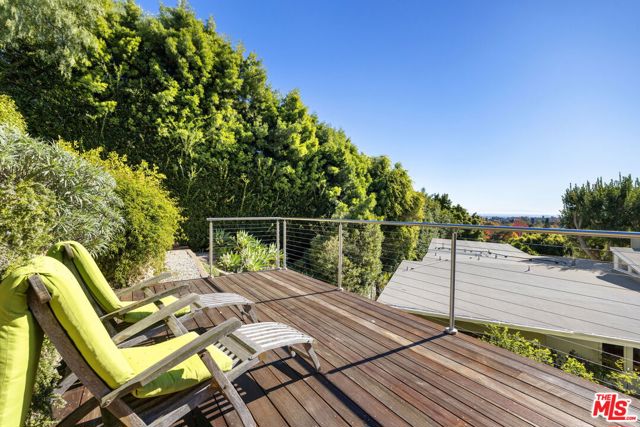 Drew Fenton | 11215 W Sunset Boulevard Los Angeles CA | MLS: 7520415 Drew Fenton | 11215 W Sunset Boulevard Los Angeles CA | MLS: 7520415