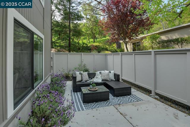 1317 Stanley Dollar Dr, Walnut Creek CA: https://media.crmls.org/mediaz/f5b33946-288d-440e-b06d-0642ce4e42ba.jpg